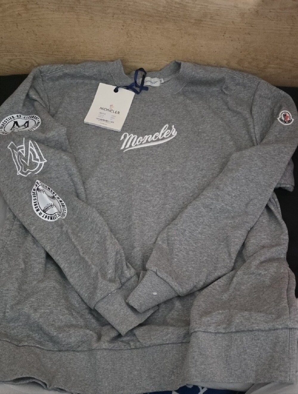 Moncler Men's Gray Crewneck Sweatshirt with Script Logo XXL